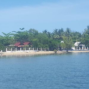 Jao Bay Resort